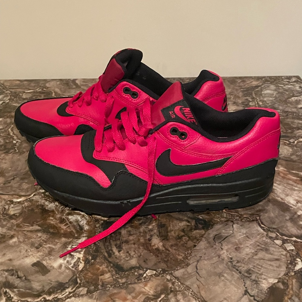 Air Max 1 Leather Premium 'Gym Red Black'